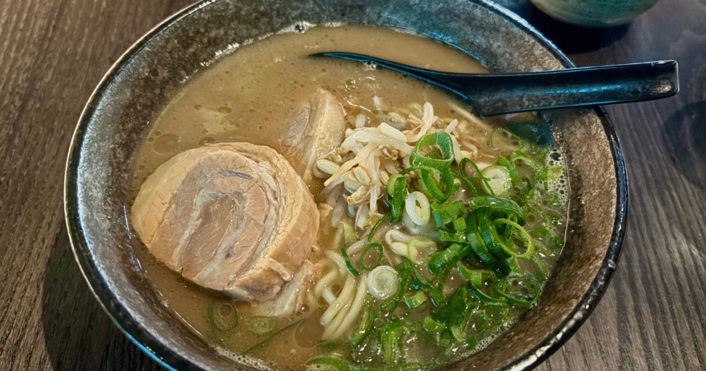 豚骨醤油ラーメン